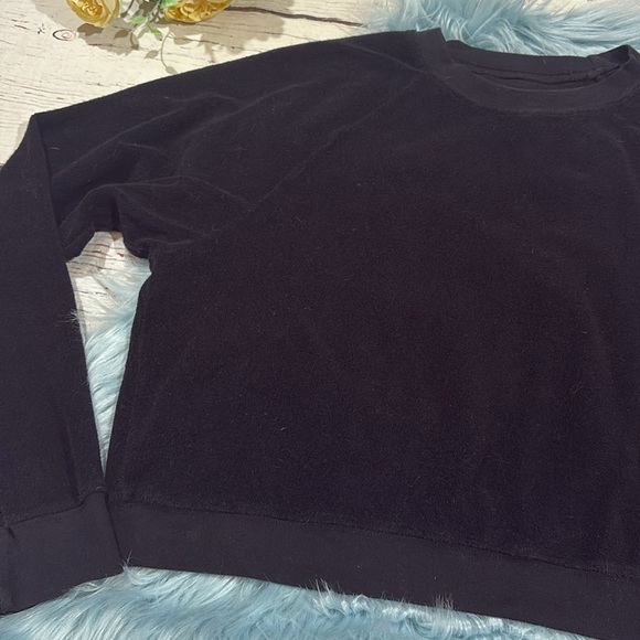 Set Active Black Velour Crewneck Cropped Sweatshirt - Picture 8 of 9